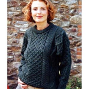 Aran Crew Neck Sweater in Forest Green