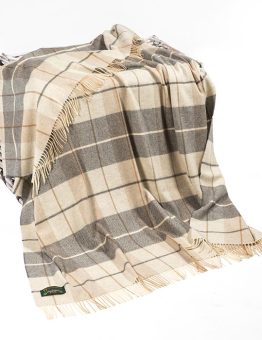 Lambswool Blanket in Brown Check