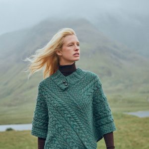 Aran Poncho with Front Buttons in Green