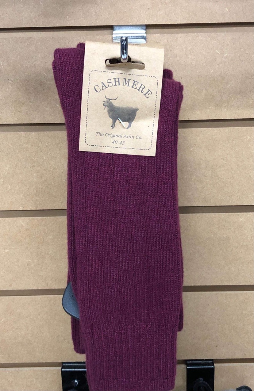 Cashmere and Wool Purple Socks in Size 7-11