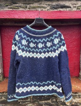 Swimming Fish  Lopapeysa