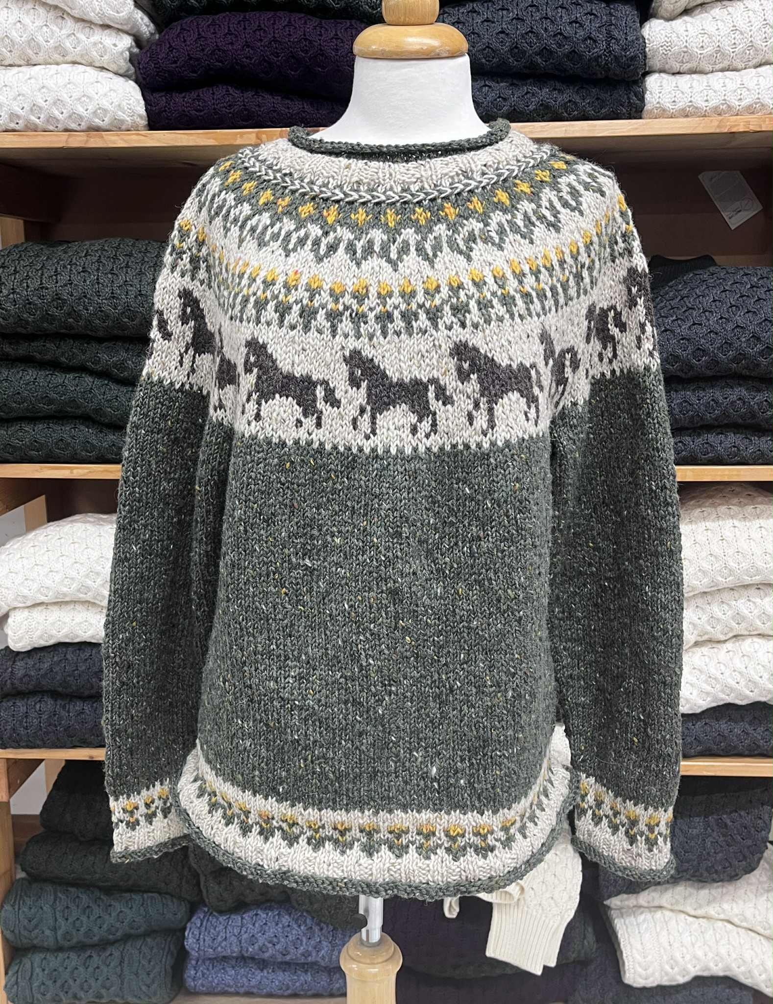 Horse and Flower Lopapeysa