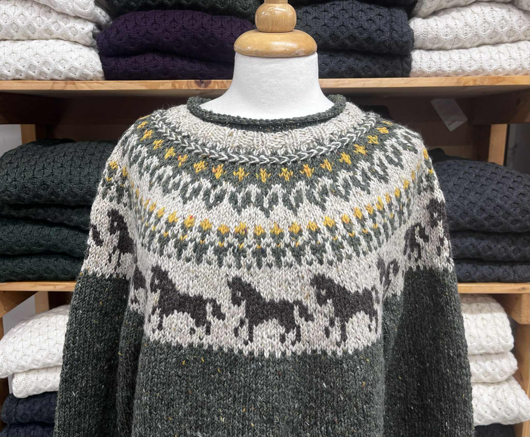 Horse and Flower Lopapeysa